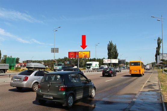 Фото рекламної площини за адресою Харьковская пл., из центра, правый