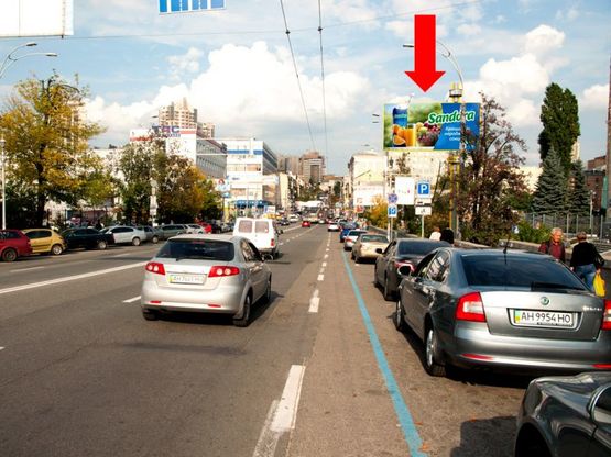 Фото рекламної площини за адресою Петлюры ул., 25, в сторону Шевченко бул.