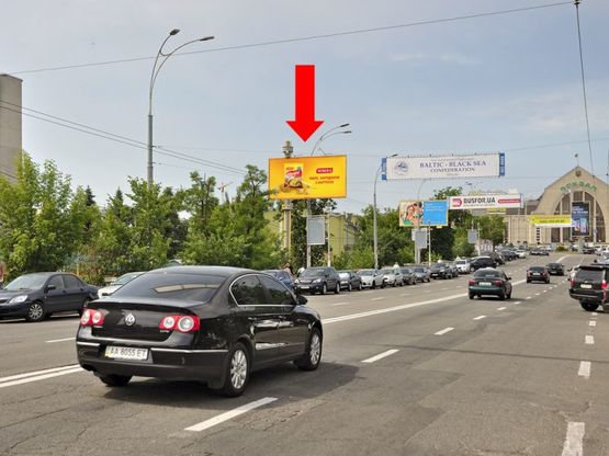 Фото рекламної площини за адресою Петлюры ул., 25, в сторону ЖД вокзала