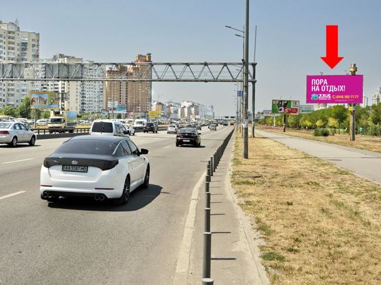 Фото рекламной плоскости по адресу Бажана пр., 30, в центр