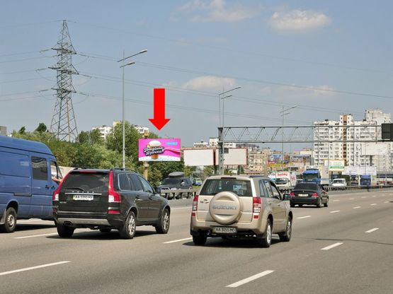 Фото рекламной плоскости по адресу Бажана пр., 30, из центра