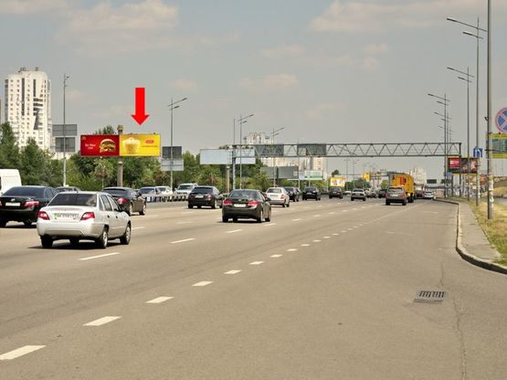 Фото рекламної площини за адресою Бажана пр., ст. м. "Осокорки", 300м от выезда на Днепровскую Набережную, из центра, правый