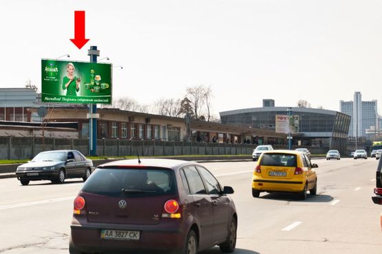 Фото рекламной плоскости по адресу Броварской пр., напротив "МакДональдс", в центр