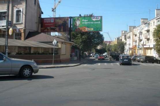 Фото рекламной плоскости по адресу Бельведерська вул. - Новгородська вул. (ліва)