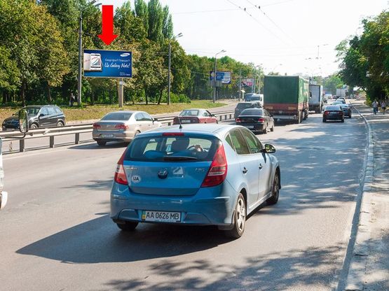 Фото рекламной плоскости по адресу Телиги ул. / Ольжича ул., в сторону ст. м. "Дорогожичи"