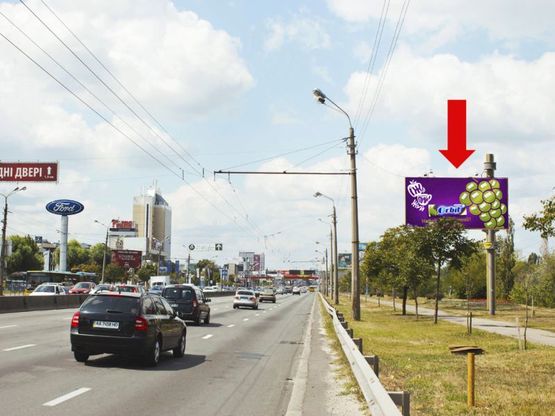 Фото рекламної площини за адресою Бандеры пр. (бывш. Московский пр.), 28, напротив, в центр
