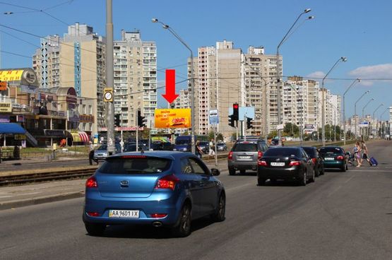 Фото рекламної площини за адресою Ахматовой ул., 16-А