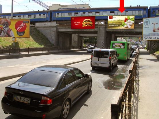Фото рекламної площини за адресою Федорова ул., в сторону Протасов Яр ул., путепровод, правая