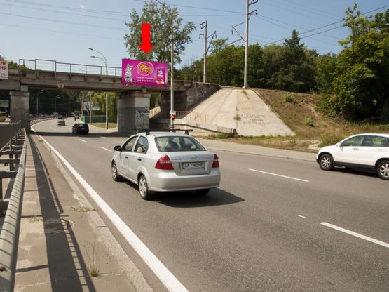 Фото рекламной плоскости по адресу Щусева ул., ст. м. "Сырецкая", в сторону Интернациональная пл.