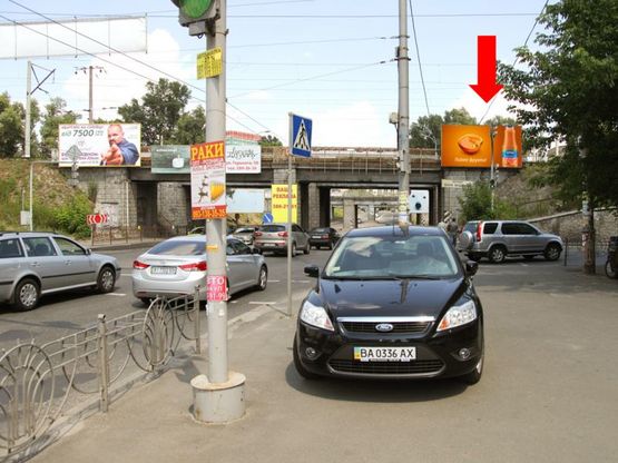 Фото рекламної площини за адресою Протасов Яр ул. / Гринченка ул., на светофоре, в сторону Б. Васильковская ул. (бывш. Красноармейская ул.) и Гринченка ул.