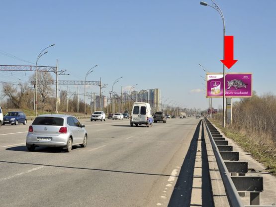 Фото рекламной плоскости по адресу Дарницкое шоссе / Сортировочная ул., 450м до жд станции "Левый берег", из центра