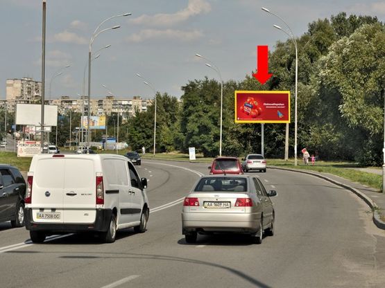 Фото рекламной плоскости по адресу Здолбуновская ул., 300 м от Драгоманова ул., в сторону Харьковское шоссе, Ревуцкого ул.