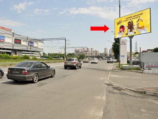 Фото рекламной плоскости по адресу Гринченко ул., 18 / Кировоградская ул., автосалон "Citroen", в сторону Саперно-Слободская ул.