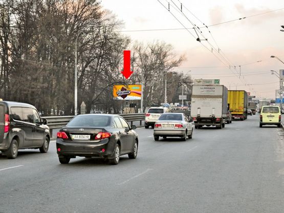 Фото рекламної площини за адресою Глушкова пр., 18, ст. м. "Теремки", напротив ТРЦ "Магеллан", в центр