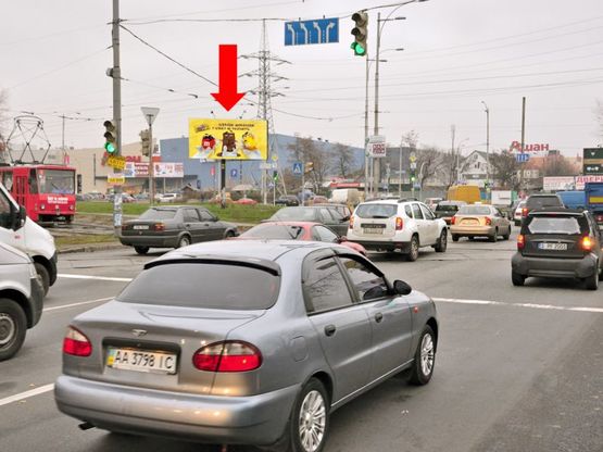 Фото рекламної площини за адресою Верховного Совета бул. / Хоткевича ул. (бывш. Красногвардейская ул.), в сторону ТЦ "Проспект", супермаркетов "Фокстрот", "Ашан", ст. м. "Черниговской"