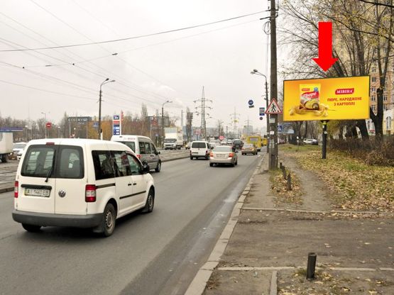 Фото рекламної площини за адресою Хоткевича ул. (бывш. Красногвардейская ул.), 8/ 29, напротив супермаркета "Новус", в сторону ТРЦ "Проспект"