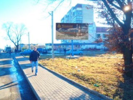 Фото рекламної площини за адресою вул.Хмельницького, 19, ст.А