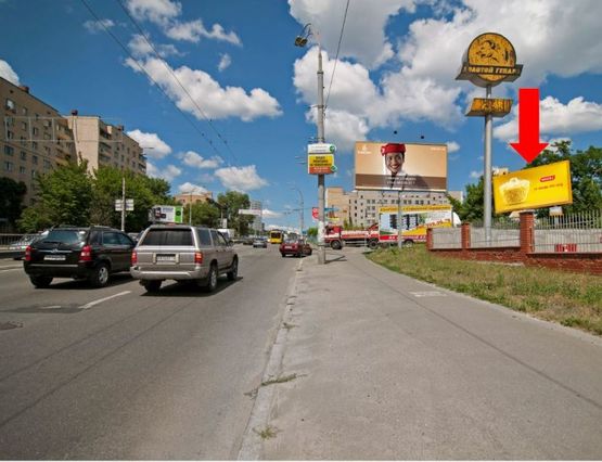 Фото рекламной плоскости по адресу Гетьмана ул. / Индустриальный пер. в сторону ст. м. "Шулявская"