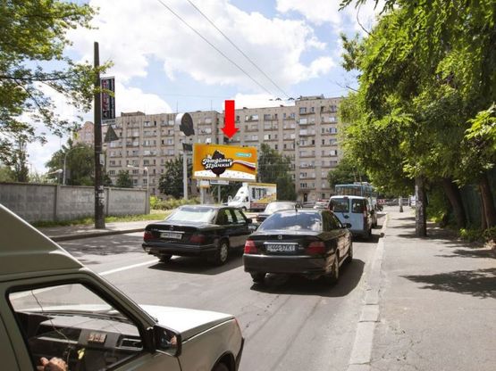 Фото рекламной плоскости по адресу Индустриальный пер., съезд с Борщаговская ул., в сторону Гетьмана ул.