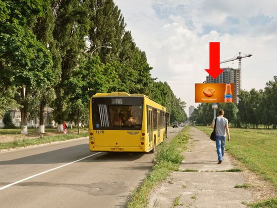 Фото рекламної площини за адресою Семьи Сосниных ул., 16, в сторону Королева пр.