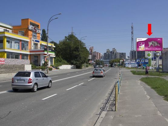 Фото рекламной плоскости по адресу Кировоградская ул. / Изюмская ул., в сторону Гринченка ул.