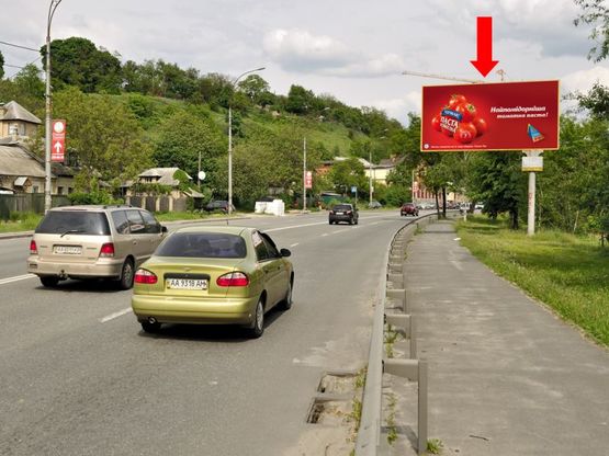 Фото рекламной плоскости по адресу Кировоградская ул., 82, напротив, в сторону Гринченка ул.