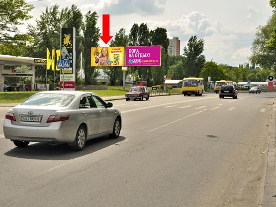 Фото рекламної площини за адресою Кировоградская ул. / Монтажников ул., светофор, левый, в сторону Лобановского пр. (бывш. Краснозвездный пр.)