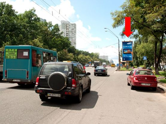 Фото рекламної площини за адресою Победы пр., 118, в сторону ст. м. "Житомирская", из центра
