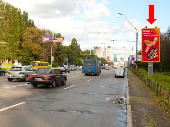 Фото рекламної площини за адресою Победы пр., напротив Медуниверситета им. Богомольца, в сторону ст. м. "Политехнический институт"