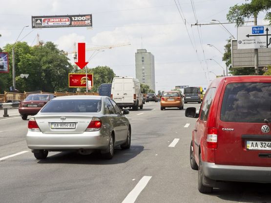 Фото рекламной плоскости по адресу Победы пр., 55/ 2, в сторону ст. м. "Берестейская"