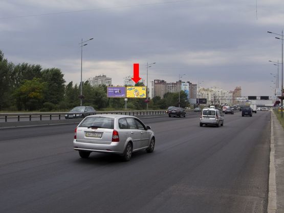 Фото рекламної площини за адресою Бажана пр., 7Б, в сторону ст. м. "Харьковская", правая