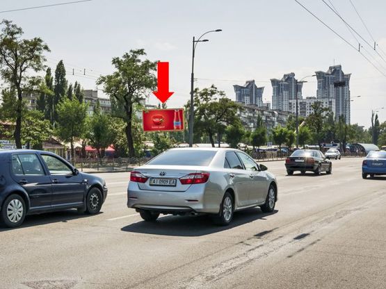 Фото рекламної площини за адресою Соборности пр. (бывш. Воссоединения пр.), остановка "бул. Игоря Шамо", в сторону мост Патона