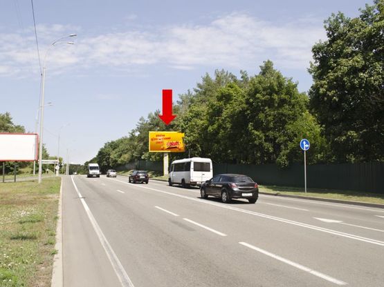 Фото рекламной плоскости по адресу Столичное шоссе, остановка "Конча-Заспа", в Киев