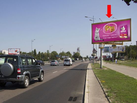 Фото рекламной плоскости по адресу Бажана пр., выезд с АЗС "Золотой Гепард" в сторону Харьковская пл.