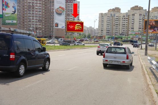 Фото рекламної площини за адресою Ревуцкого ул., съезд на Бажана пр., в сторону ст. м. "Позняки"