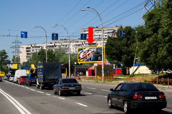 Фото рекламної площини за адресою Правды пр. / Свободы пр., в сторону Виноградаря
