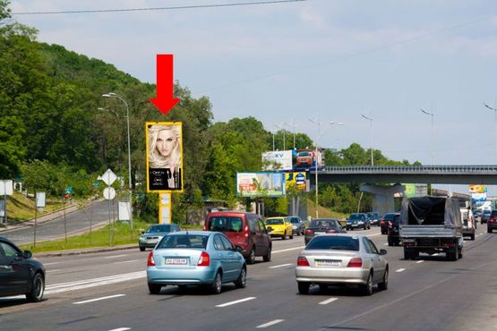 Фото рекламной плоскости по адресу Набережное шоссе / Днепровский спуск, в сторону ст. м. "Днепр"