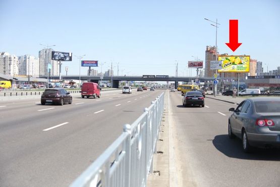 Фото рекламної площини за адресою Бажана пр., ст. м. "Позняки", перед мостом, в сторону Харьковская пл.