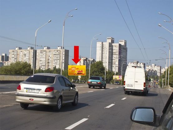 Фото рекламної площини за адресою Полярная ул., мост, в сторону Вышгородская ул.