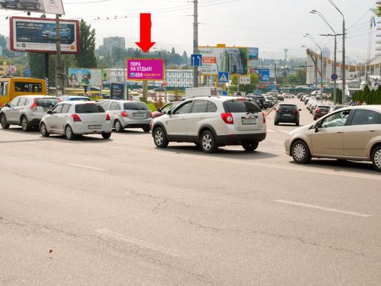Фото рекламної площини за адресою Победы пр. / Черновола ул., возле Министерство транспорта, съезд на Победы пр.