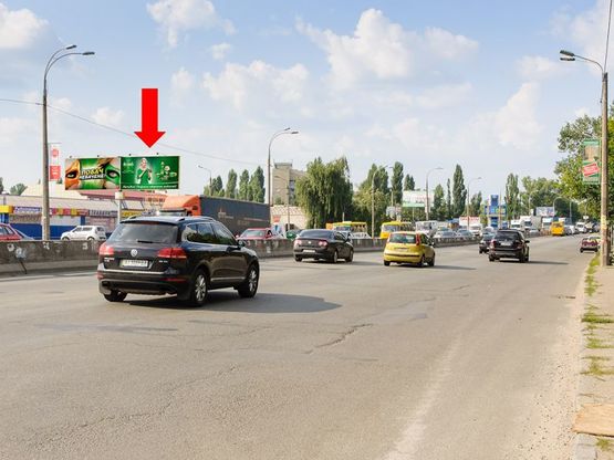 Фото рекламной плоскости по адресу Палладина пр., 220м до поворота на Булаховского ул., правый, в сторону Городская ул.