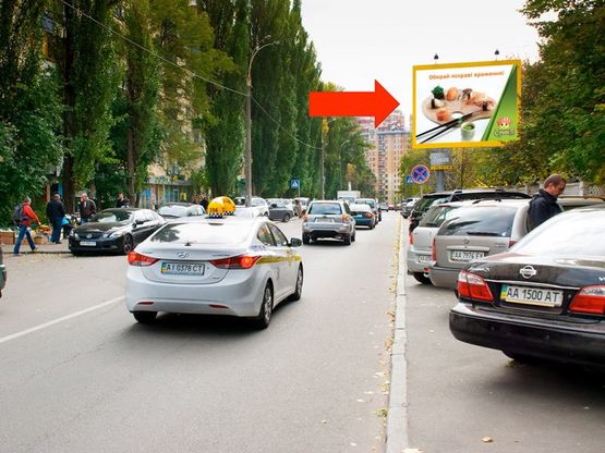 Фото рекламної площини за адресою Новогоспитальная ул. (бывш. Щорса пер.), 24-Б, напротив / Украинки бул., в сторону Коновальца ул. (бывш. Щорса ул.)