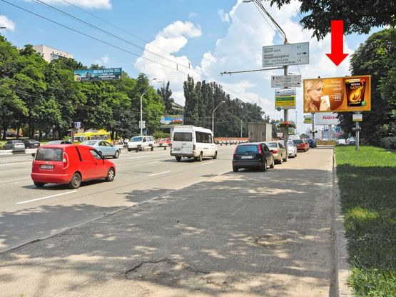 Фото рекламної площини за адресою Победы пр., 51-2 / Гарматная ул., в центр