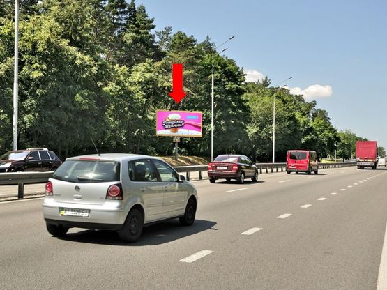 Фото рекламной плоскости по адресу Победы пр., 139, из центра