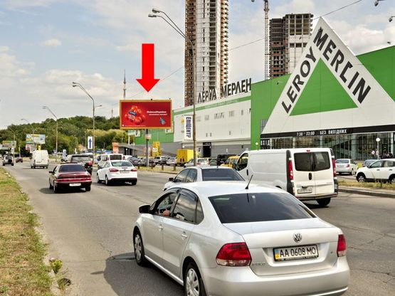 Фото рекламной плоскости по адресу Саперно-Слободская ул., возле супермаркета "Леруа Мерлен", в сторону моста Южного