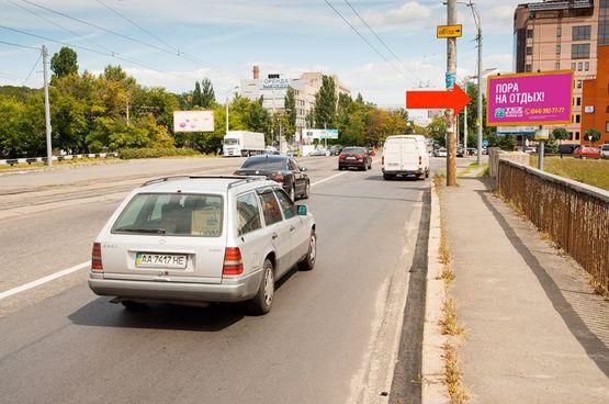 Фото рекламной плоскости по адресу Дегтяревская ул., 35-Б / Телиги ул., на мосту, в сторону ст. м. "Лукьяновка"