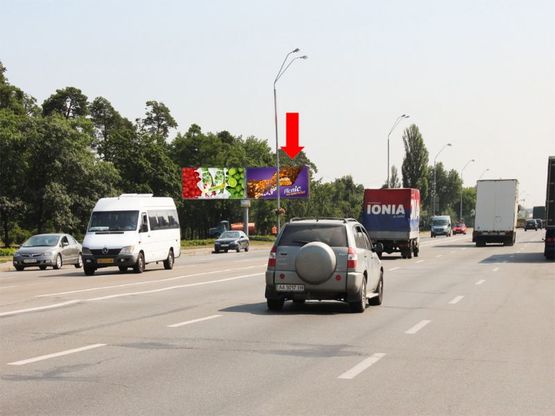 Фото рекламной плоскости по адресу Броварской пр., ст. м. "Черниговская", в сторону ст. м. "Лесная", правая