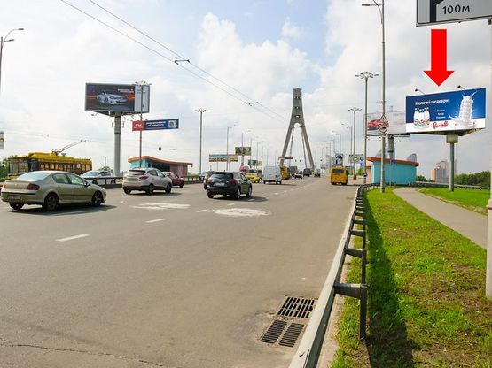 Фото рекламної площини за адресою Ватутина пр., въезд на мост Московский, в сторону ст. м. "Почайна" (бывш. ст. м. "Петровка")