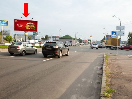 Фото рекламной плоскости по адресу Оболонский пр. / Богатырская ул., разделитель, в сторону ст. м. "Почайна" (бывш. ст. м. "Петровка")