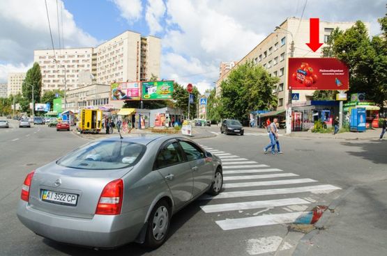 Фото рекламной плоскости по адресу Борщаговская ул. / Выборгская ул. / Янгеля ул., общежития КПИ, в сторону Гетьмана ул.